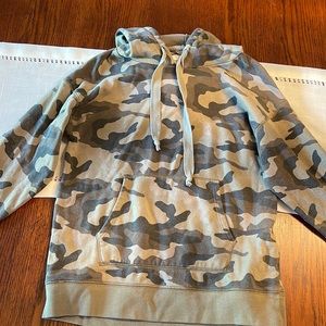 American eagle camo hoodie